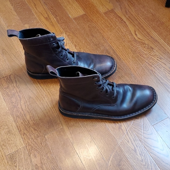 Andrew Marc Men's Winchester Leather Boots Sz. 8 - Picture 2 of 5